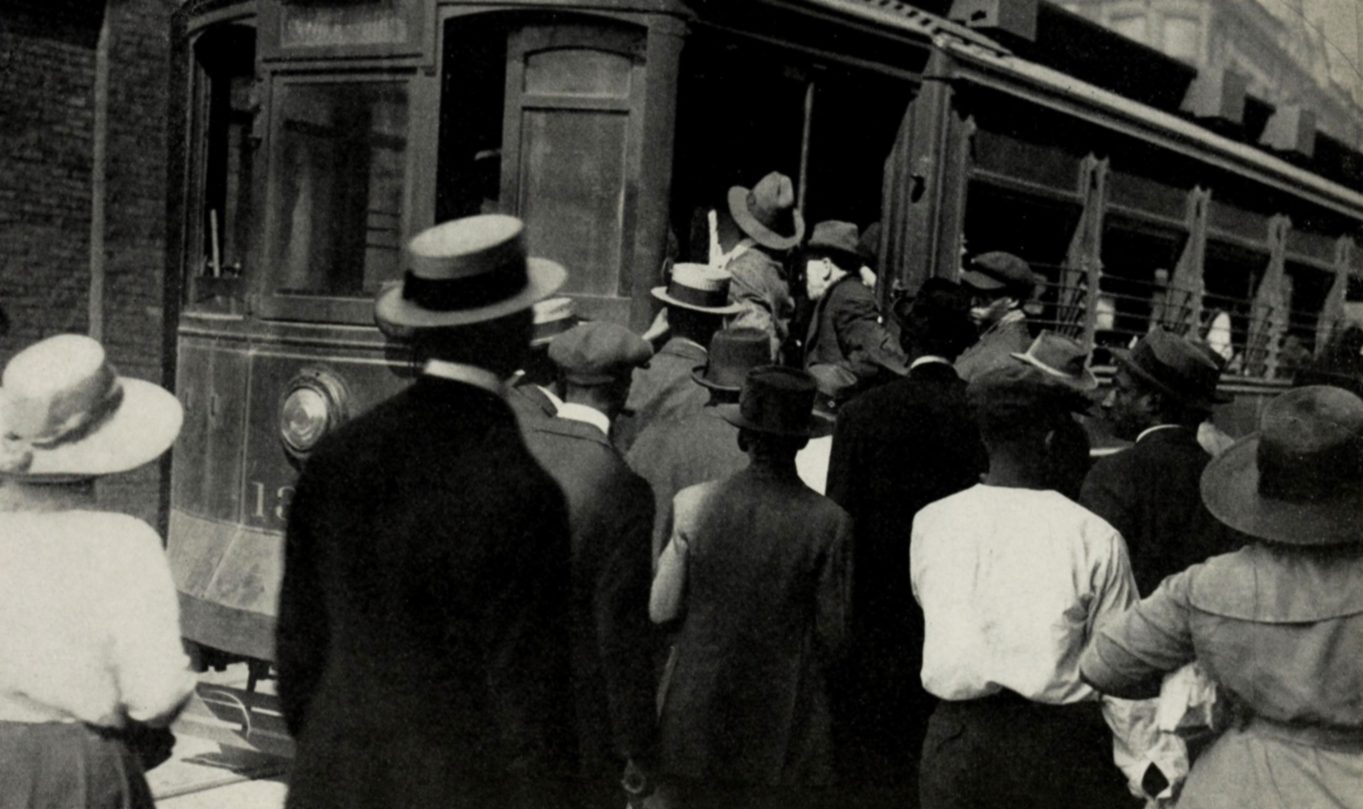 African Americans and Whites fleeing stockyard area during the Chicago ...